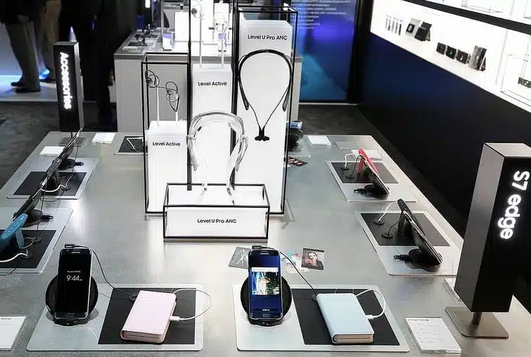 Samsung service center in mumbai dadar east