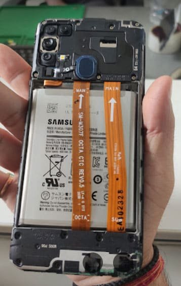 samsung smartphone without back glass