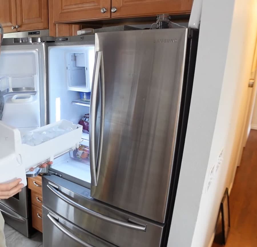 samsung fridge ice bucket