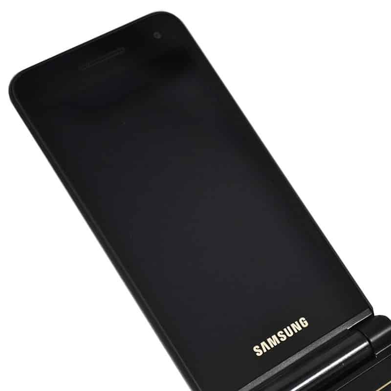 samsung folder2 display